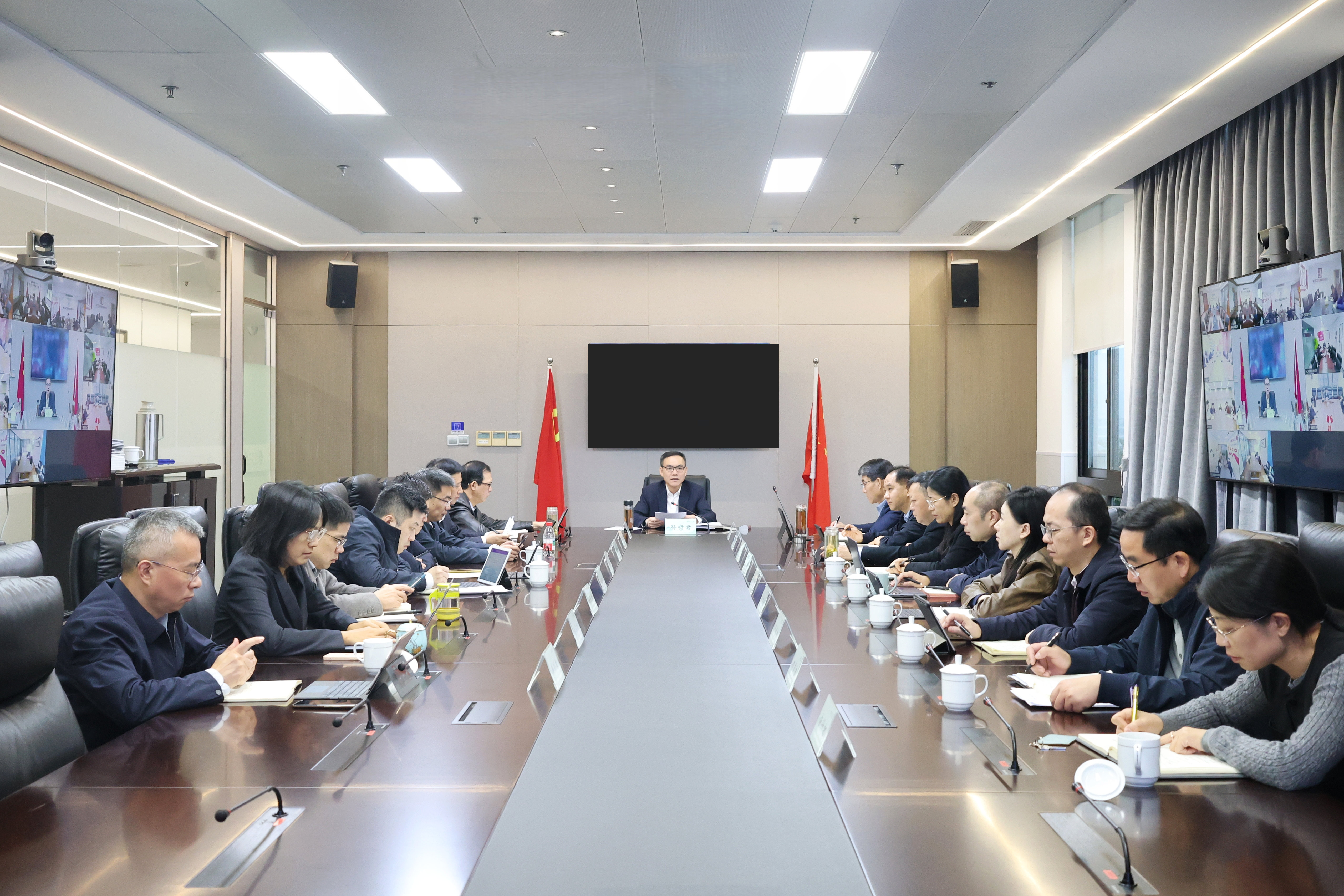 省二輕集團(tuán)召開黨委（擴(kuò)大）會(huì)議傳達(dá)學(xué)習(xí)省委十五屆八次全體會(huì)議精神