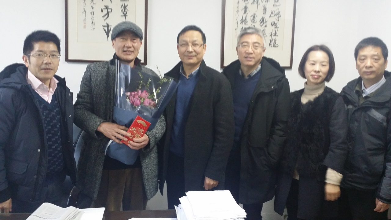 集團(tuán)公司領(lǐng)導(dǎo)深入基層送溫暖