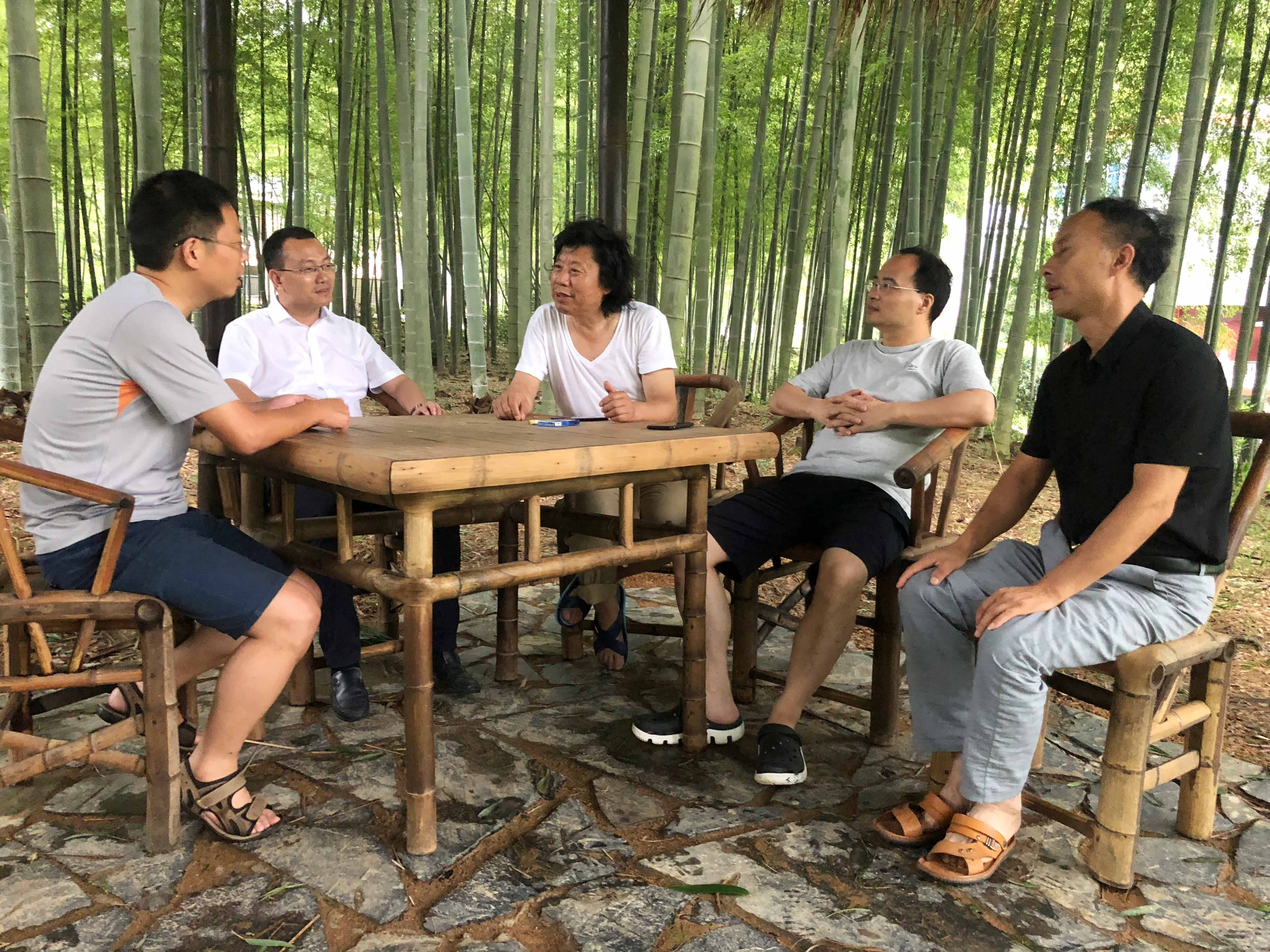 校企結(jié)對 編織寺下未來