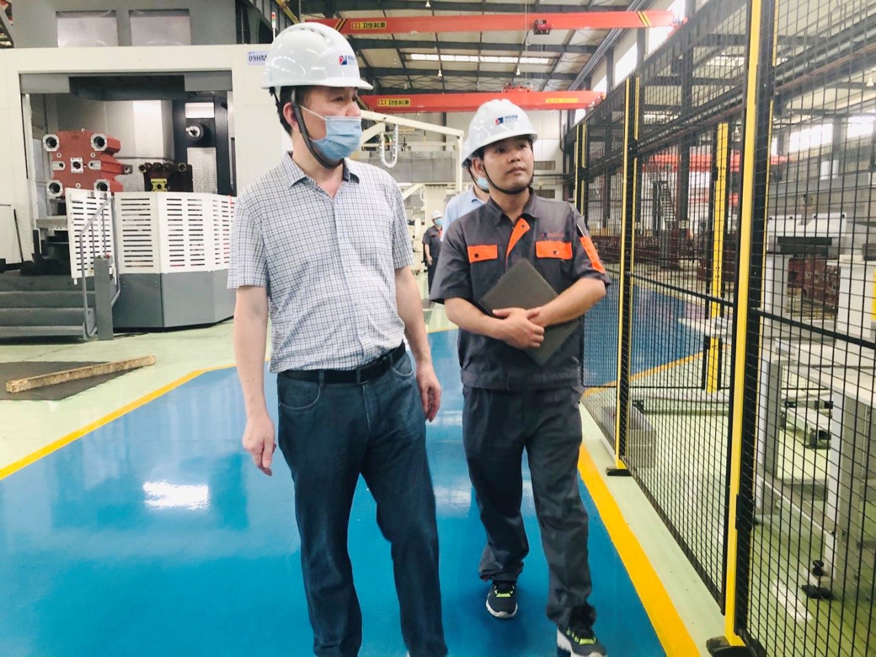 杭州松下馬達(dá)有限公司副總經(jīng)理?；勖鞲暗虑迳赀_(dá)公司交流QC管理經(jīng)驗(yàn)