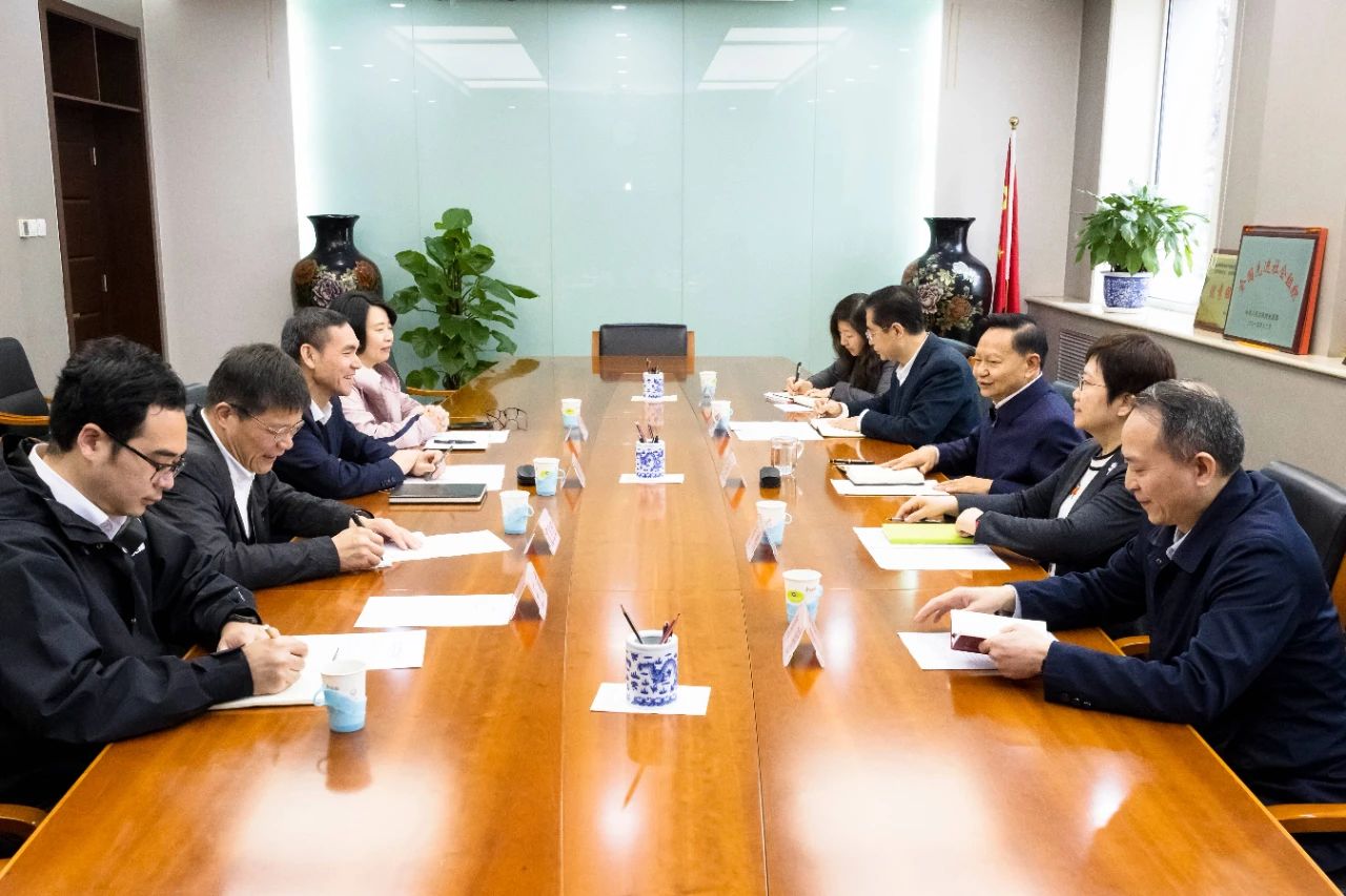 孫哲君帶隊(duì)走訪中國輕工業(yè)聯(lián)合會(huì)、中華全國手工業(yè)合作總社